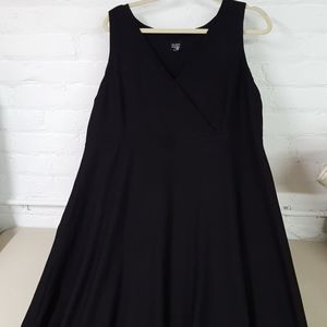 EILEEN FISHER Black Dress